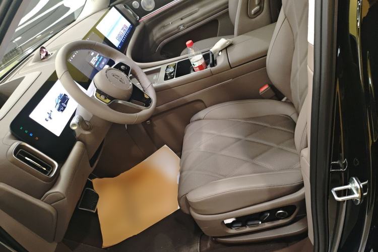 Used Hima AITO M9 2025 Extended-Range Ultra Version 52 kWh 6-Seater Left Front Seat