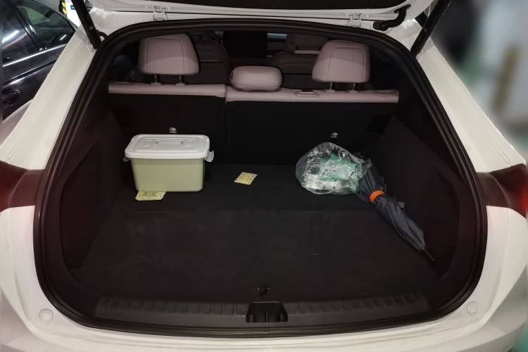 Used ONVO L60 2024 60 kWh Rear-Drive Version
