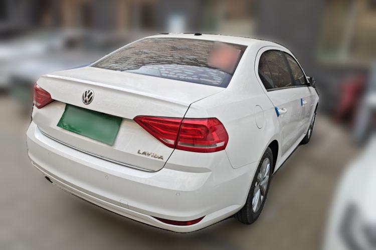 Used Volkswagen Lavida 2017 1.6L Automatic Comfort Edition
