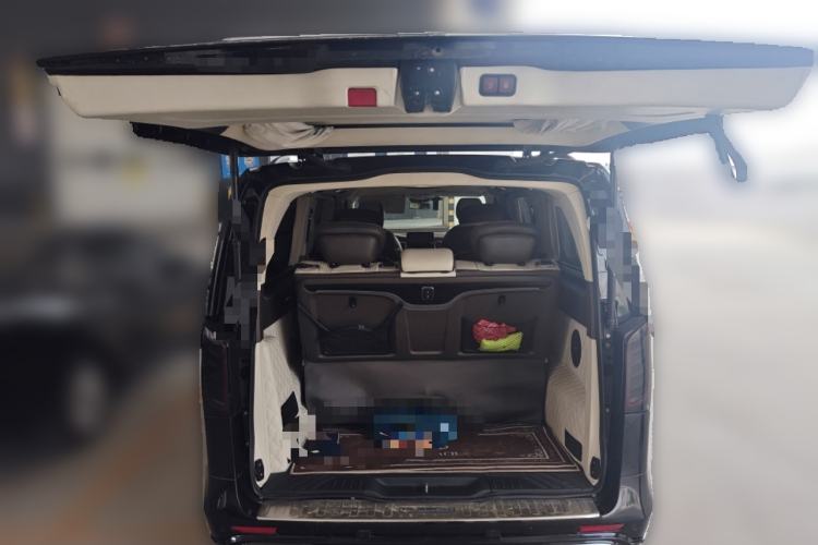 Used Mercedes-Benz Vito 2021 2.0T Business Version 7 Seats Trunk