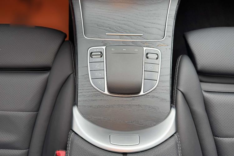 Used Mercedes-Benz C-Class 2019 C 260 L Sport Edition Gear Lever