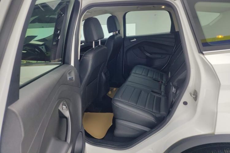 Used Ford Kuga 2019 EcoBoost 180 Two-Wheel-Drive Platinum Edition China VI Standard