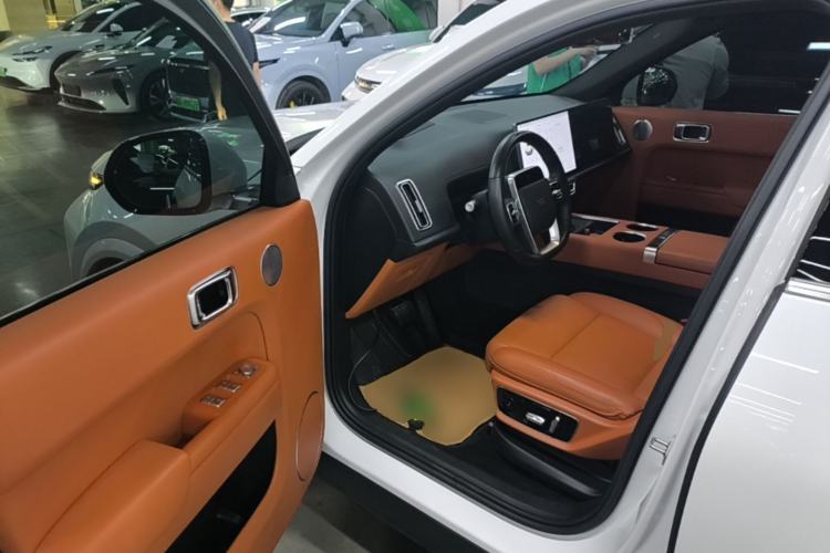Used Li Auto L7 2023 Air model
