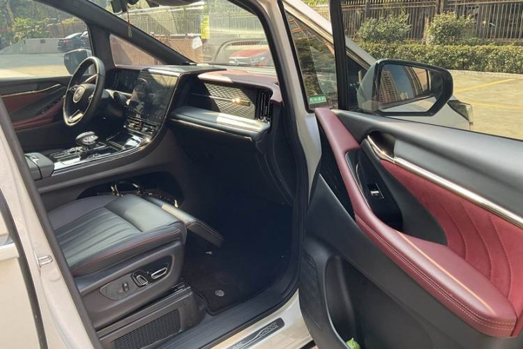 Used GAC Trumpchi M8 2023 Zongshi Series 400T Ultimate Edition
