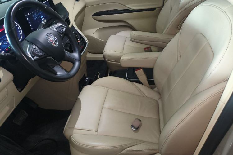 Used Buick GL8 2022 ES Landtrek 653T Luxury Edition