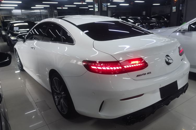 Used Mercedes-Benz E-Class 2021 E 300 Coupe Rear Left 45 Deg