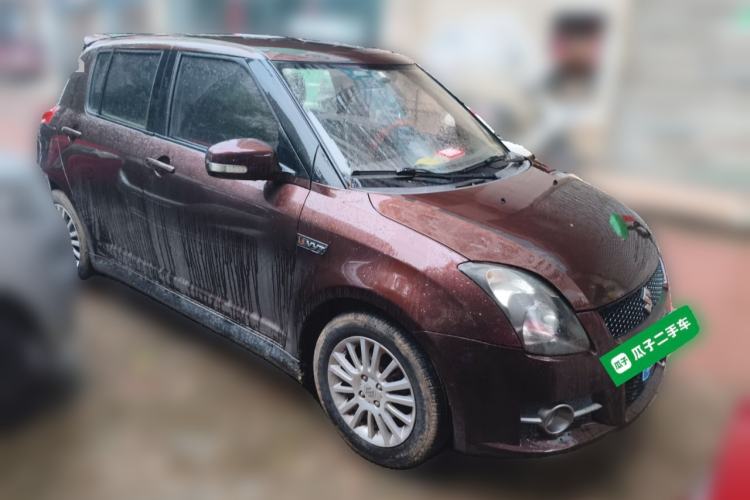 Used Suzuki Swift 2011 1.5L Manual Fashion Edition Front Right 45 Deg