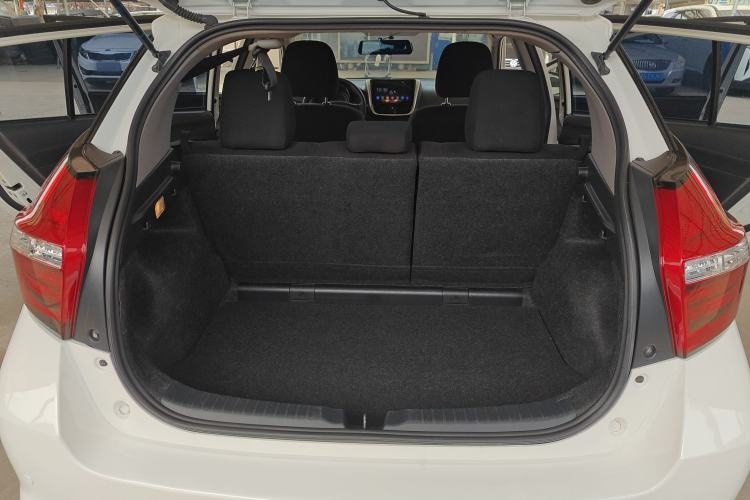 Used Toyota YARiS L Zhi Xuan 2016 Revised 1.5E CVT Charming Edition
