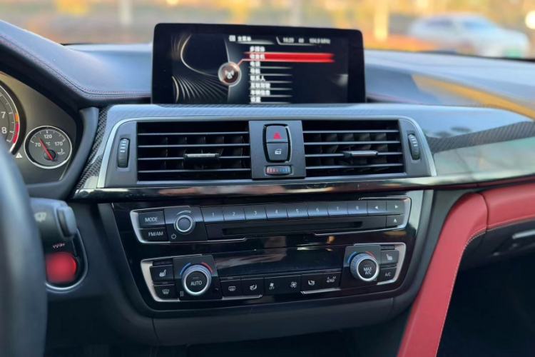 Used BMW M4 2014 M4 two-door coupe
