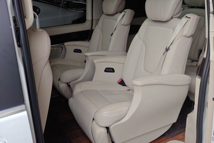 Used Mercedes-Benz V-Class 2016 V 260 Prestige Edition
