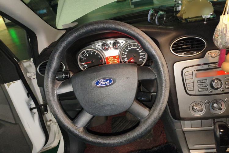 Used Ford Focus 2012 Hatchback Classic 1.8L Automatic Base Model
