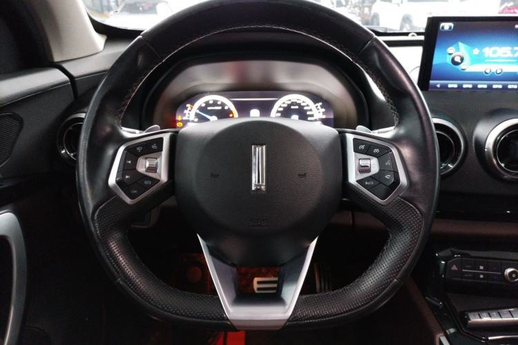 Used Wey VV7 2017 2.0T Flagship Model
