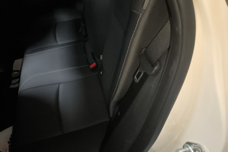 Used Toyota FRONTLANDER 2024 2.0L Smart Electric Hybrid Dual-Engine Luxury Edition Left Rear Seat