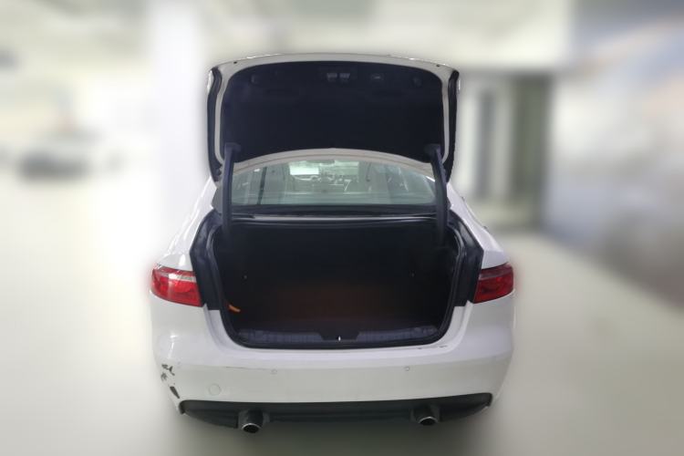 Used Jaguar XF 2016 XF 2.0T Two-Wheel-Drive R-Sport Sport Edition Trunk