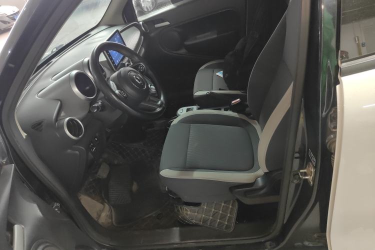 Used ORA Black Cat 2021 301 km Basic Version
