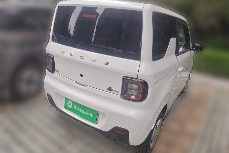 Used Geely Auto Panda 2024 Facelifted Panda Mini 200km Dragon Edition
