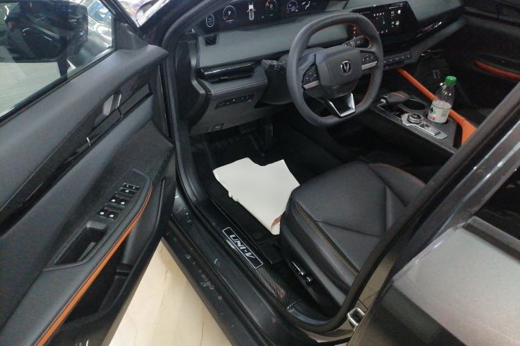 Used Changan UNI-V iDD 2023 ZhiDian iDD 1.5T 113km Smart & Fun Version