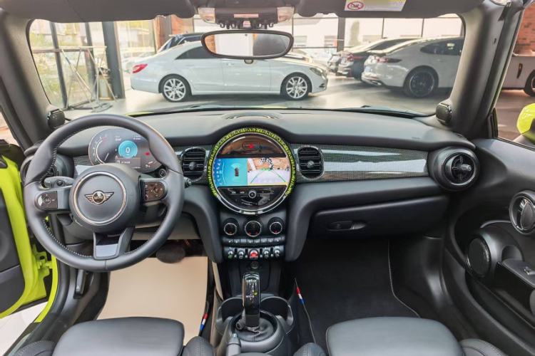 Used MINI MINI 2023 Revised 2.0T COOPER S CABRIO Artist