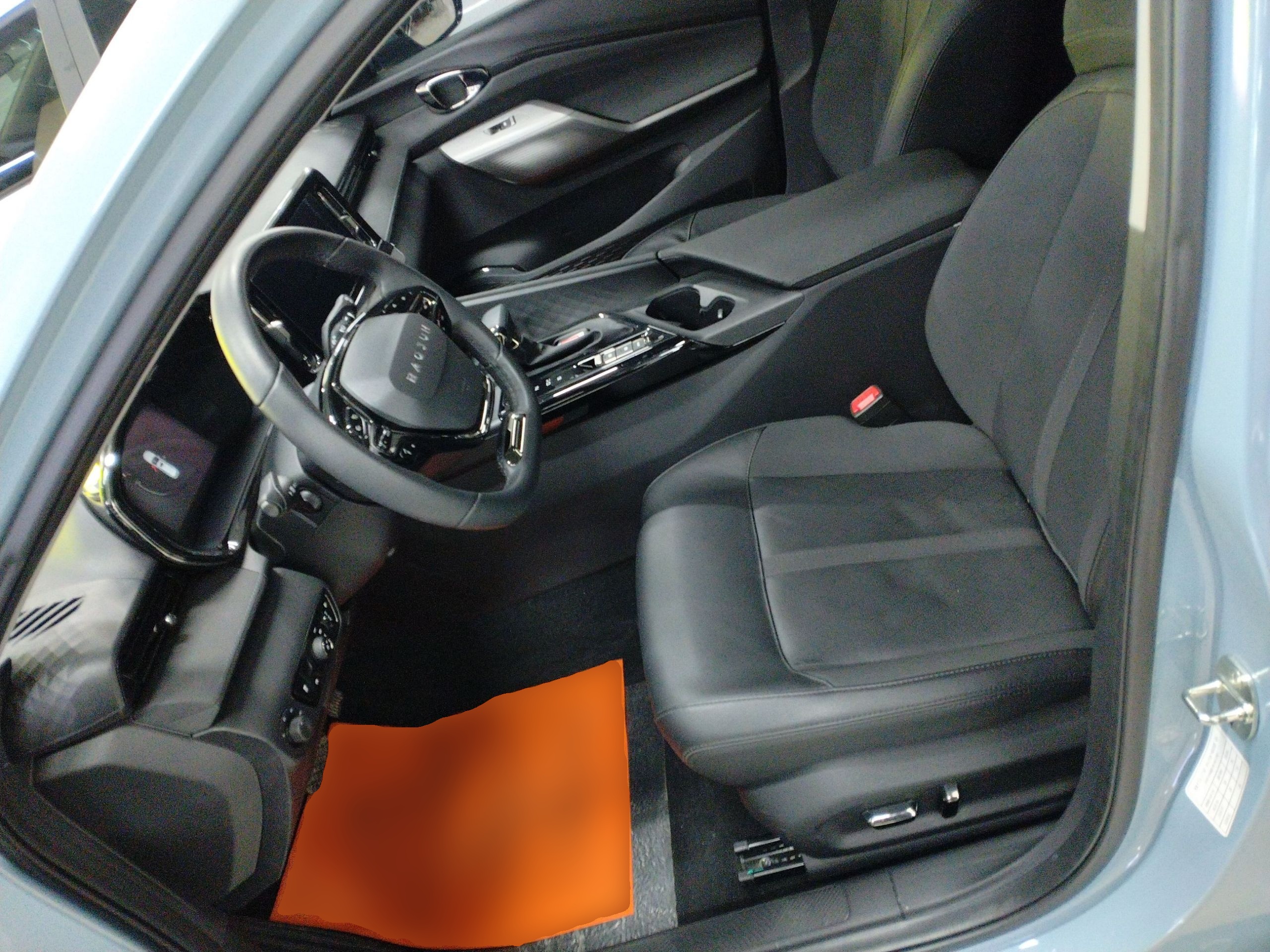 Переднее сиденье в автомобиле