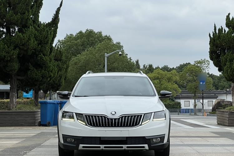 Used Skoda Octavia 2018 Station Wagon TSI280 DSG Flagship Edition
