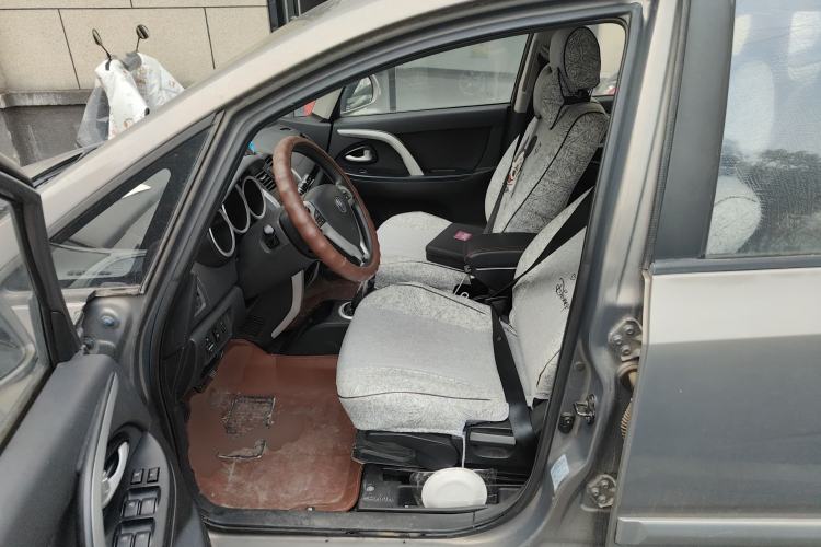 Used CHANGAN CX20 2014 1.4L Manual Sport Version China IV Standard