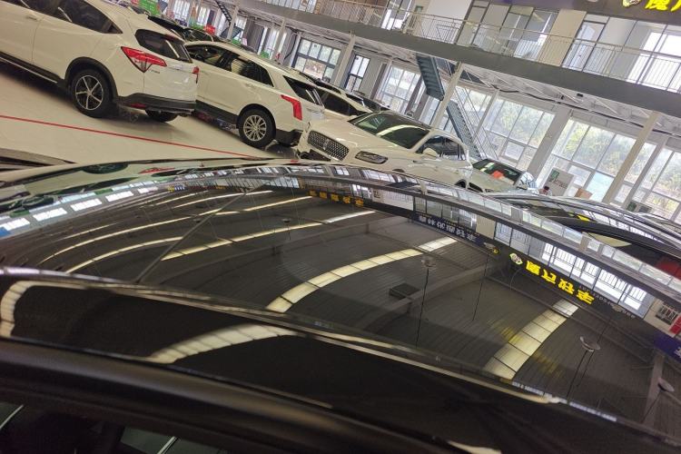 Used Tesla Model Y 2025 Rear-Wheel-Drive Version
