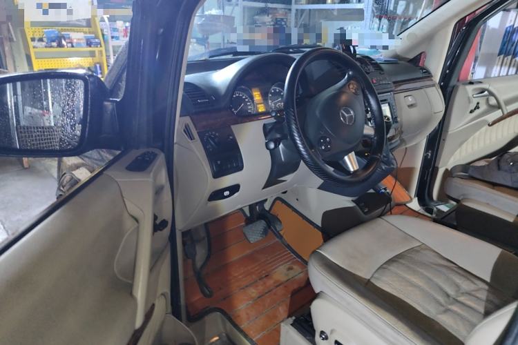 Used Mercedes-Benz Viano 2013 3.0L Navigator Edition Driver Seat