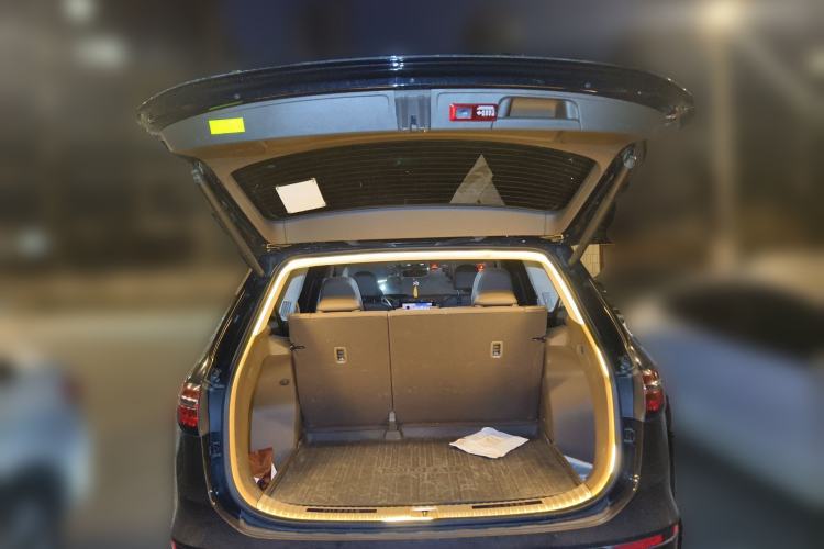 Used Volkswagen Viloran 2022 330TSI Luxury Edition Trunk