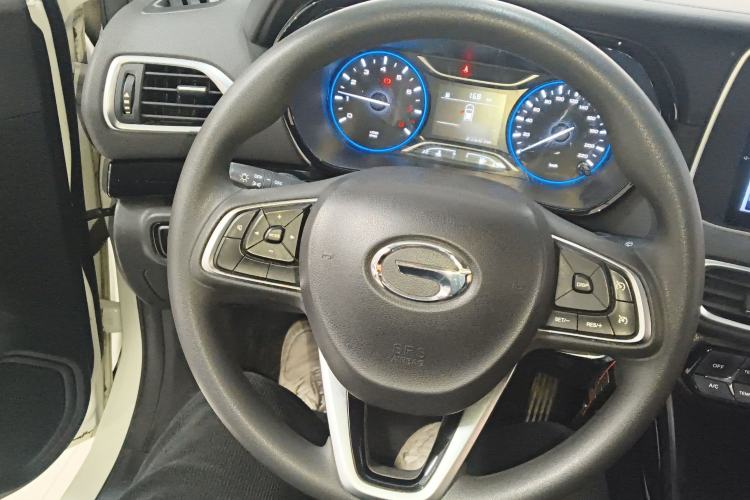 Used GAC Trumpchi GS4 2018 235T Manual Two-Wheel Drive Elite Edition
