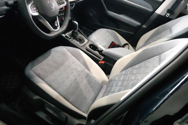 Used Volkswagen Lavida 2024 1.5L Automatic Full-Comfort Version