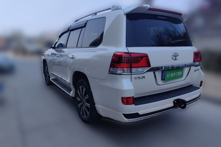 Used Toyota Land Cruiser 