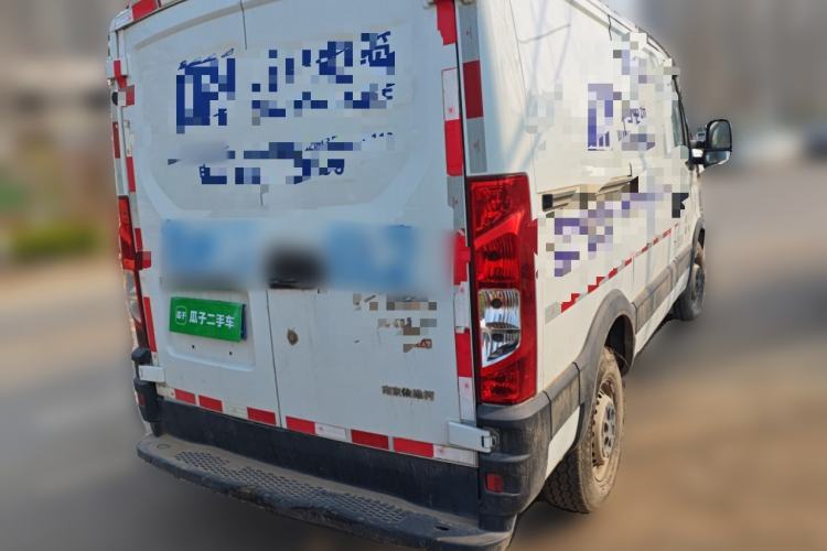 Used Iveco Eurocargo 2018 2.3T Short-Wheelbase Low-Roof Van F1A