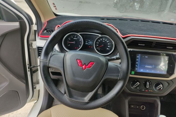 Used Wuling Hongguang 2021 1.5L Facelifted S Comfort Version with Electric Power Steering LAR
