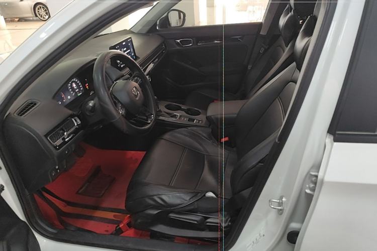 Used Honda Civic 2023 240TURBO CVT Dynamic Edition
