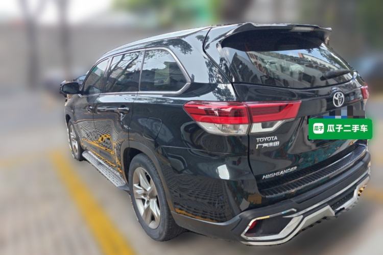 Used Toyota Highlander 2018 2.0T Four-Wheel Drive Luxury Edition 7 Seats China V Emission Standard
