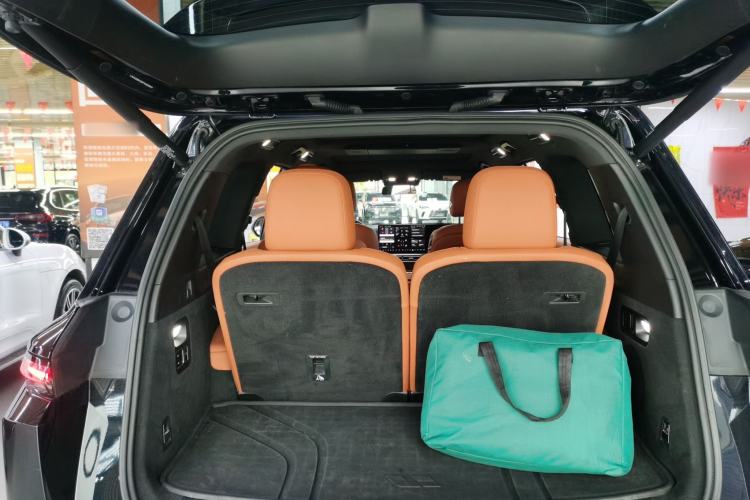 Used Li Auto L9 2023 Pro Model
