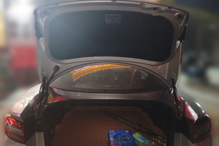 Used NETA GT 2023 580 AWD Trunk