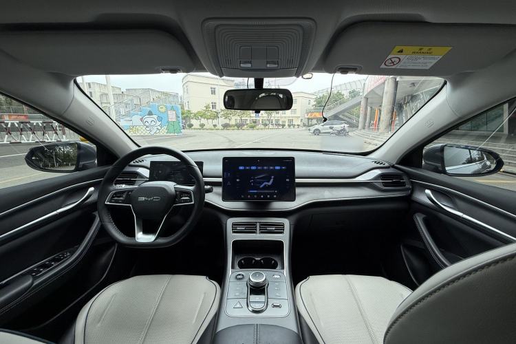 Used BYD Destroyer 05 2023 Champion Edition DM-i 55KM Luxury Model Interior 1