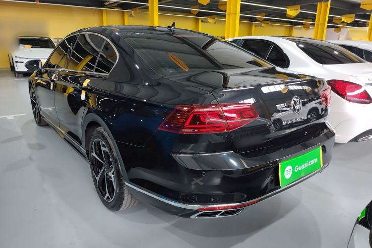 Used Volkswagen Magotan 2024 2 Million Units Zhongxiang Version 330TSI DSG Luxury Edition Exterior 2