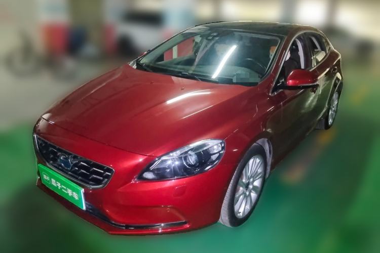 Used Volvo V40 2014 2.0T Zhiya Edition