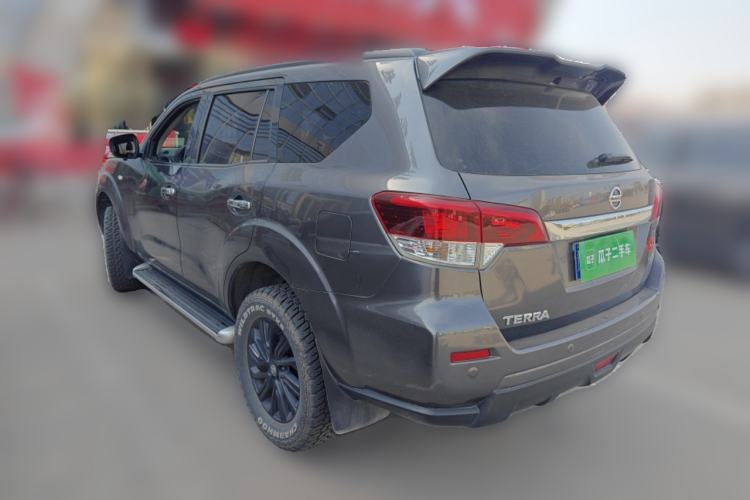 Used Nissan Terra 2018 2.5L Automatic 2WD Luxury Edition
