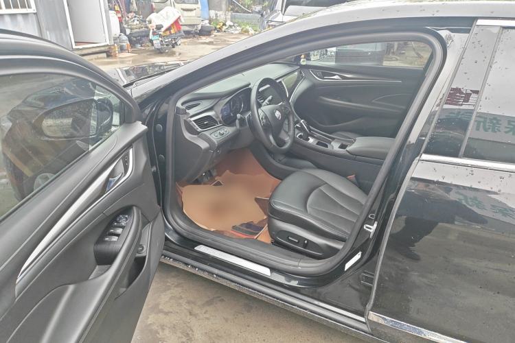 Used Buick LaCrosse 2021 552T Luxury Version Driver Seat