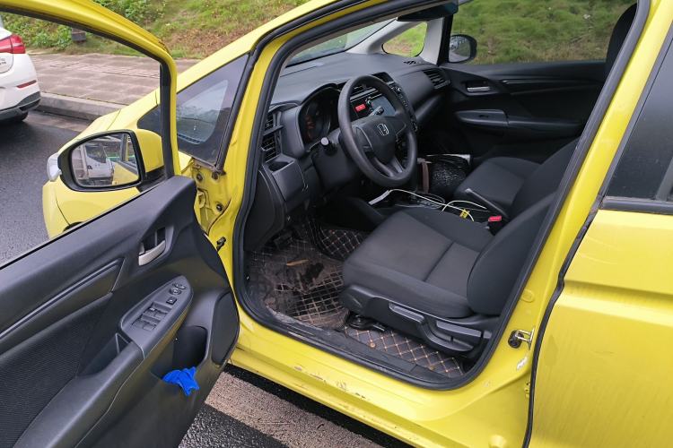 Used Honda Fit 2014 1.5L LX CVT Comfort Model Driver Seat