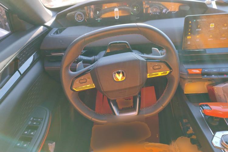 Used CHANGAN UNI-V 2022 1.5T Prestige Version Steering Wheel