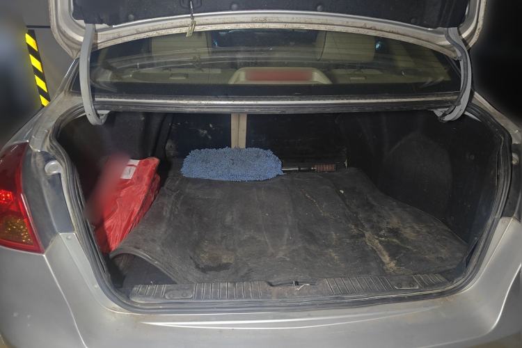 Used Buick Excelle 2015 1.5L Automatic Classic Model Trunk