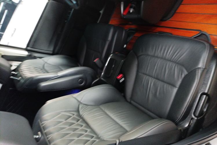 Used Honda Elysion 2019 2.0L Hybrid Luxury Edition
