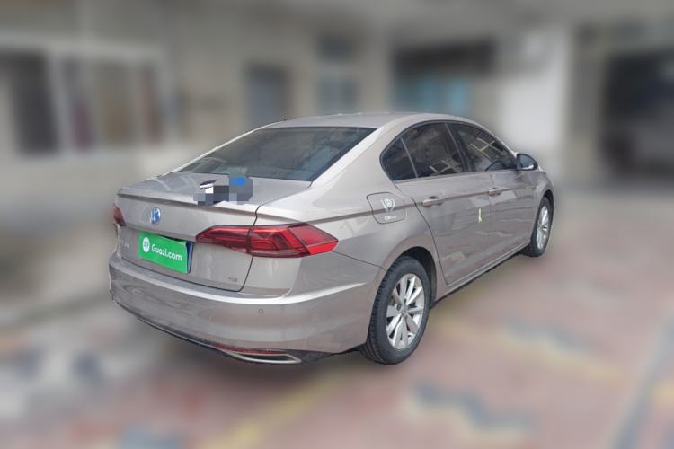 Used Volkswagen Bora 2019 1.5L Manual Fashion Edition
