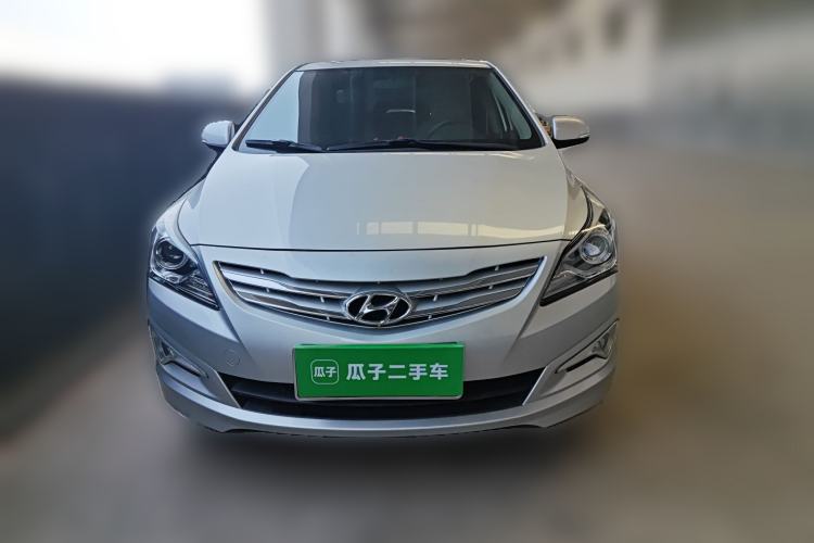 Used Hyundai Verna (older generation) 2014 1.4L Manual Top-Tier Model TOP Front