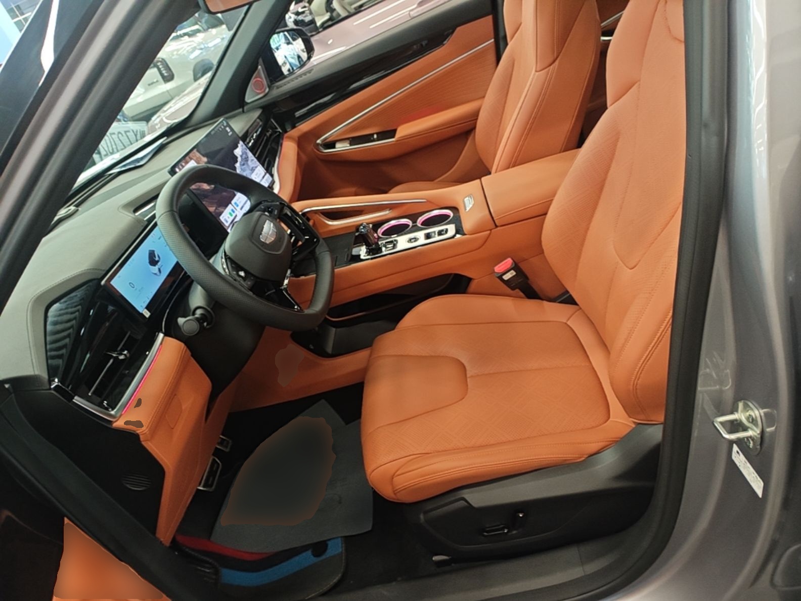 Geely Auto Emgrand X7 Sport 2026 Model 1.5TD Beloved — снимка 17