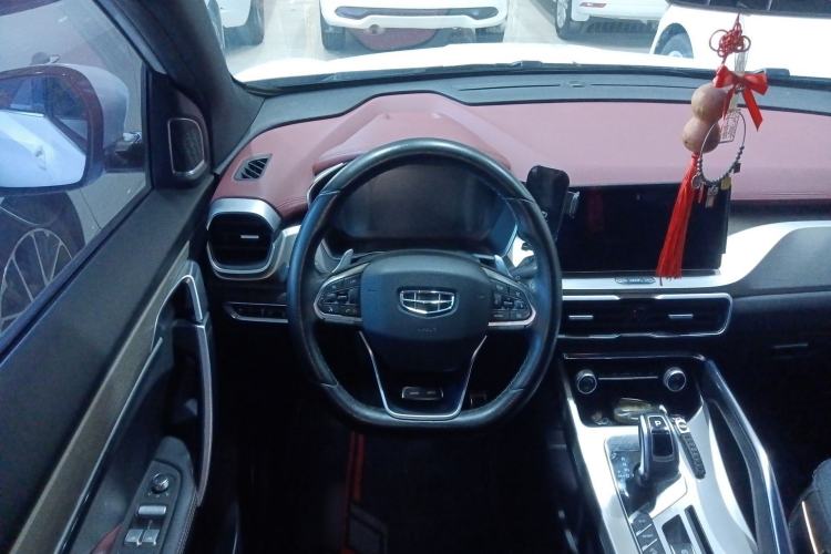 Used Geely Auto Coolray 2019 Sport Model 260T DCT Patrol China V Standard Steering Wheel